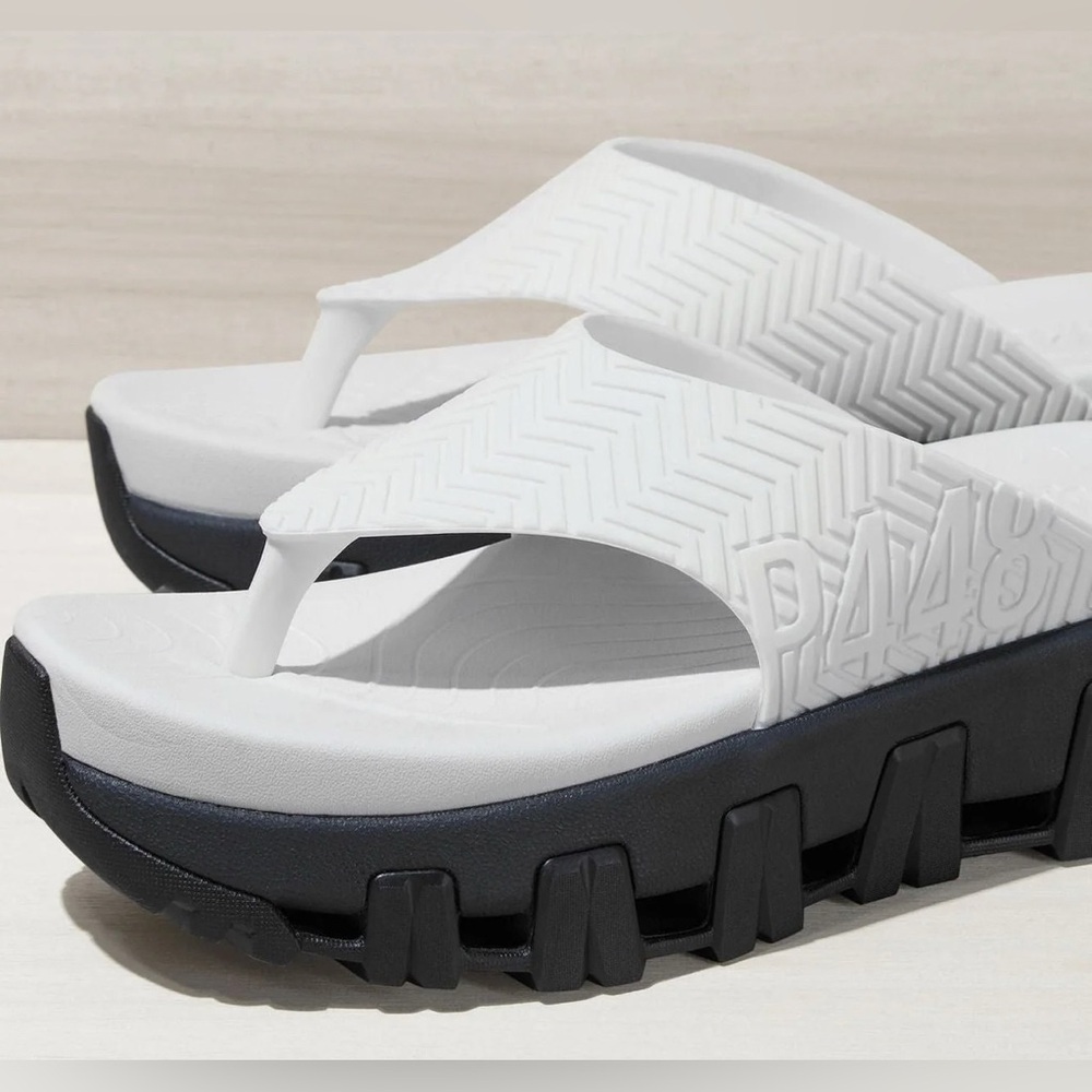 P448 x Vibram Bondi Gesso/White Sandal